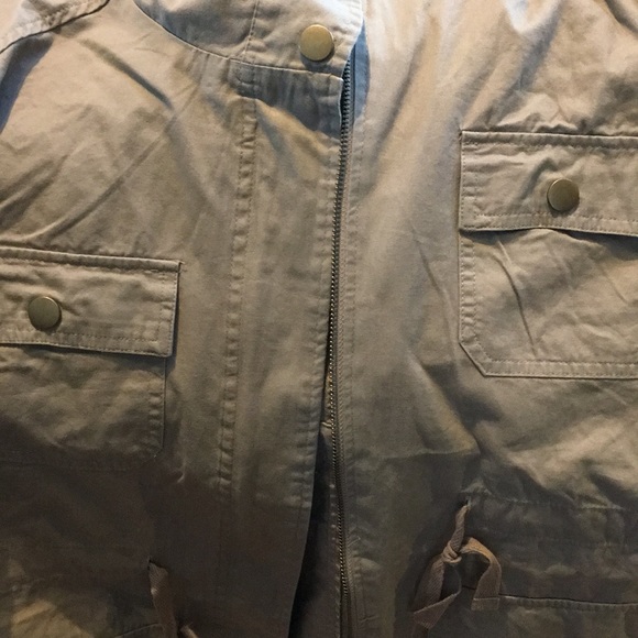 Hooded Utility Jacket. Khaki. - Picture 5 of 8